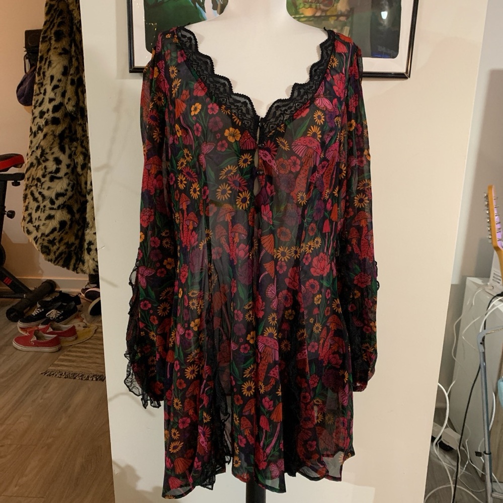 CURRENT MOOD DAYDREAMER FLORAL MINI DRESS FROM DOLLS KILL IN SIZE 1X